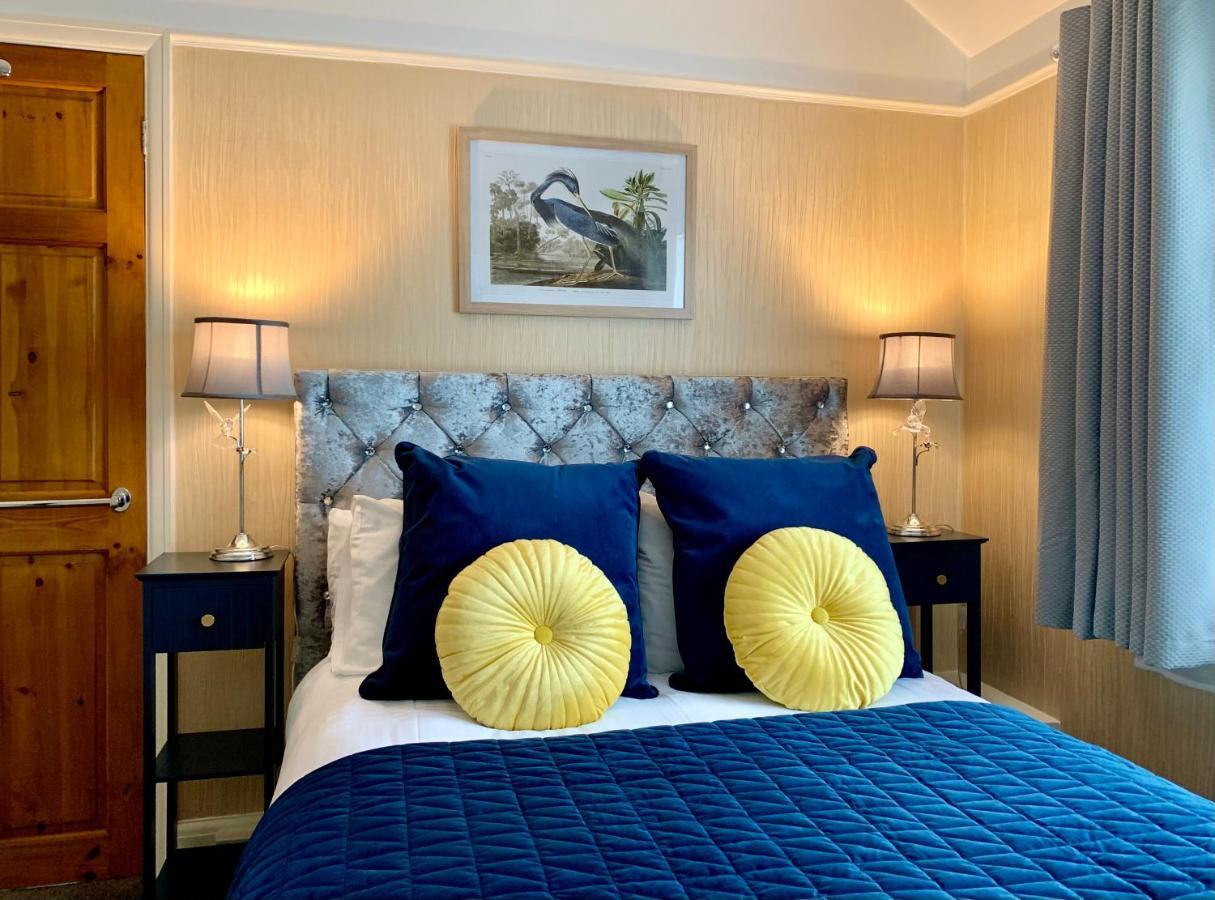 Sw Bed & Breakfast Swindon Ngoại thất bức ảnh